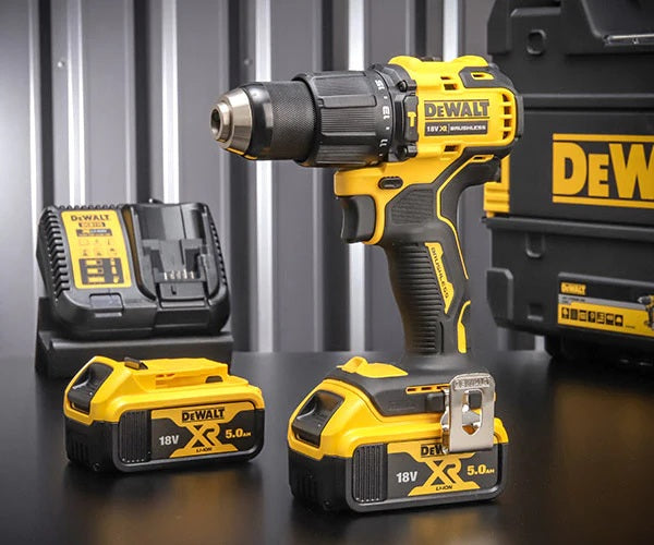 DEWALT(デウォルト) 電動工具 DCD709P2-JP 18V ブラシレス・振動ドリルドライバー 穴あけ 締付工具 コンパクト ハイパワー バッテリー2個付